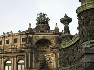 德勒斯登申培爾歌劇院(Semperoper Dresden)