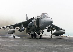 AV-8攻擊機