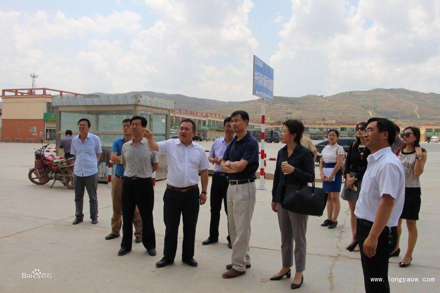 清華大學蔡臨寧教授及EMBA學員參觀首陽市場