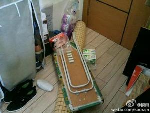 網友上傳地震後家裡的情況