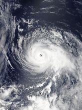 強颱風西馬侖 衛星雲圖