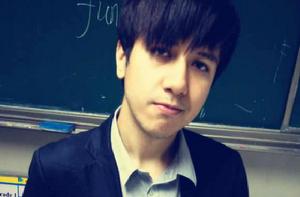 努爾艾力·阿不利孜 努爾艾力·阿不利孜