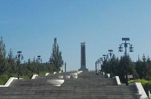 烏蘭浩特市烈士園 烏蘭浩特市烈士園