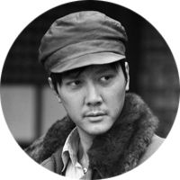 蕭軍：馮紹峰飾。