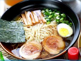 醬油拉麵 醬油拉麵