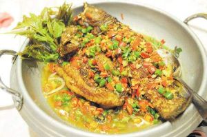 麻辣香椿魚 麻辣香椿魚