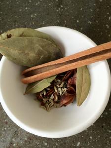 土豆燉腔骨，調味料