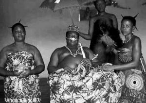 非洲部落現在還盛行一夫多妻制