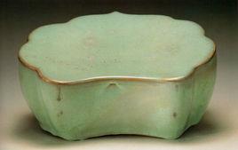 珍珠地劃嬰孩紋腰形枕 珍珠地劃嬰孩紋腰形枕