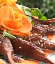 蒜香烤鴨舌 蒜香烤鴨舌