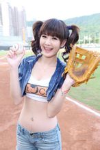 安心亞出席活動照片