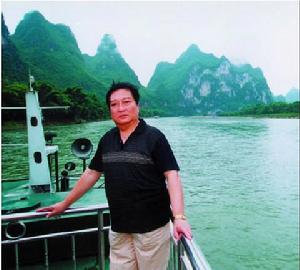 王鴻鈞[中國戲曲學院成人教育部副主任]