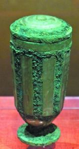 鎏金銅框玉蓋杯