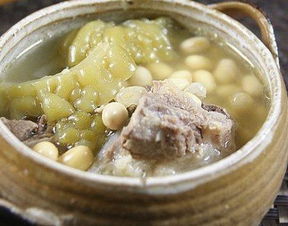 涼瓜黃豆扇骨湯 涼瓜黃豆扇骨湯