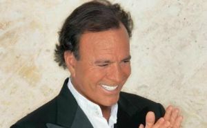 Julio Iglesias