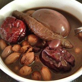 紅棗煮雞蛋 紅棗煮雞蛋