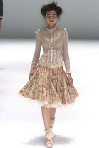 亞歷山大&middot;麥克奎