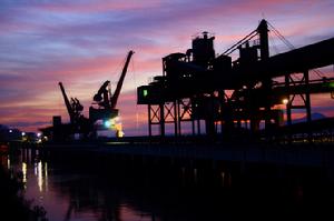 亞東水泥公司貨運碼頭