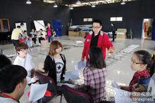 車逕行導演工作照