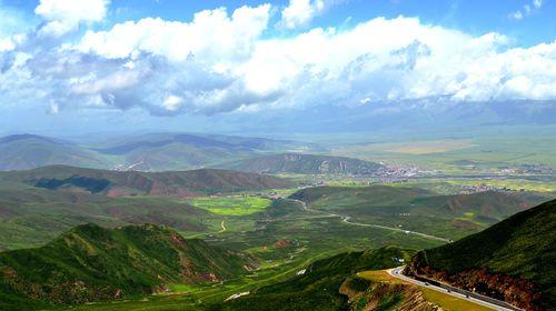 大通河谷地間的門源縣