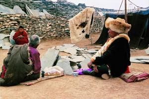 《靜靜的嘛呢石》