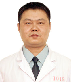 王強[醫學碩士、副主任醫師]