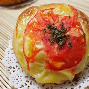 番茄肉鬆芝士包 番茄肉鬆芝士包