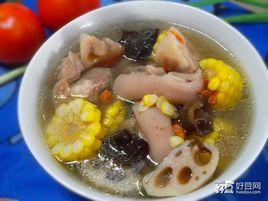 蓮藕玉米燉豬蹄 蓮藕玉米燉豬蹄