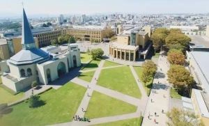 日本宇部開拓大學 日本宇部開拓大學