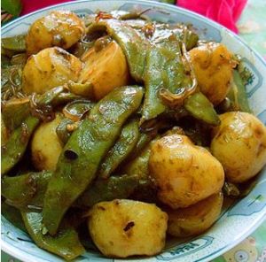 小土豆醬燒豆角 小土豆醬燒豆角