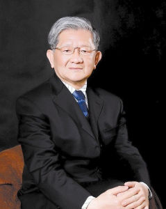 錢立新[鎮社會撫養費代征站副站長]