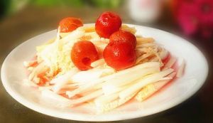 山楂拌白菜心 山楂拌白菜心