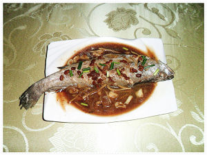 澆汁香鰵魚 澆汁香鰵魚