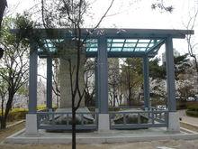 大清皇帝功德碑照片