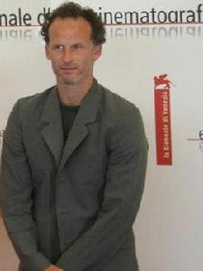 馬修·巴尼 馬修·巴尼