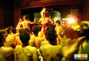 （圖）日本國府宮裸祭