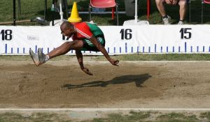 跳遠時的最佳姿勢