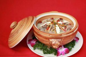 鹿膠黨參燉雞肉 鹿膠黨參燉雞肉