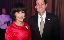 （右）2012年美國副總統候選人保羅·瑞恩