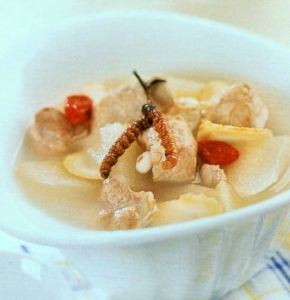 蟲草參貝瘦肉燉雪梨 蟲草參貝瘦肉燉雪梨