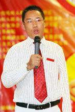 黃友[公司總裁]