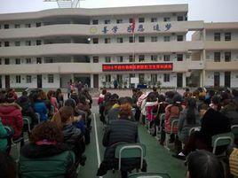 成都市龍泉驛區衛生學校 成都市龍泉驛區衛生學校