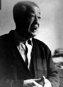 楊蘭春[原河南省歌劇團副團長]