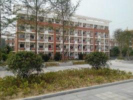 萃英園中學 萃英園中學