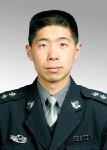 徐小軍[四川阿壩州中級人民法院司法警察支隊支隊長]