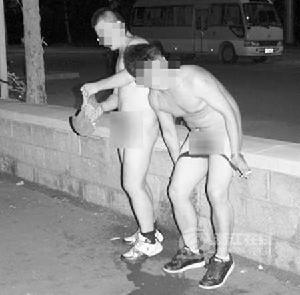 清華大學應屆畢業生裸奔事件 清華大學應屆畢業生裸奔事件