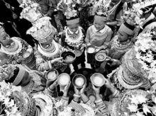 少數民族歡慶吃新節