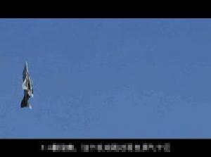 F-4 艦載機，爬升反向翻轉外線後內切