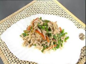 七彩蒜苗小炒肉 七彩蒜苗小炒肉