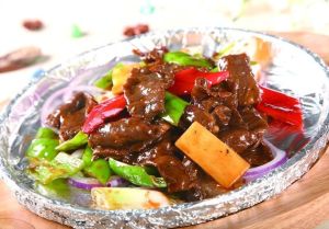 鐵板黑椒牛肉 鐵板黑椒牛肉